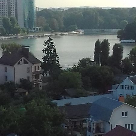 Заречанская 57/1 Khmelʼnytsʼkyy Bagian luar foto
